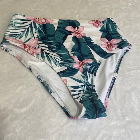 Cupshe Tropical Floral Swimming Bikini Bottom Size L - Picture 2 of 8